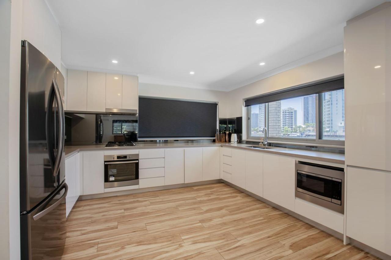Вилла 29 Stanhill Drive Голд-Кост Экстерьер фото